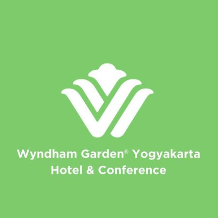 Wyndham Garden Yogyakarta Hotel Conference & Action Park Sleman  Exterior foto